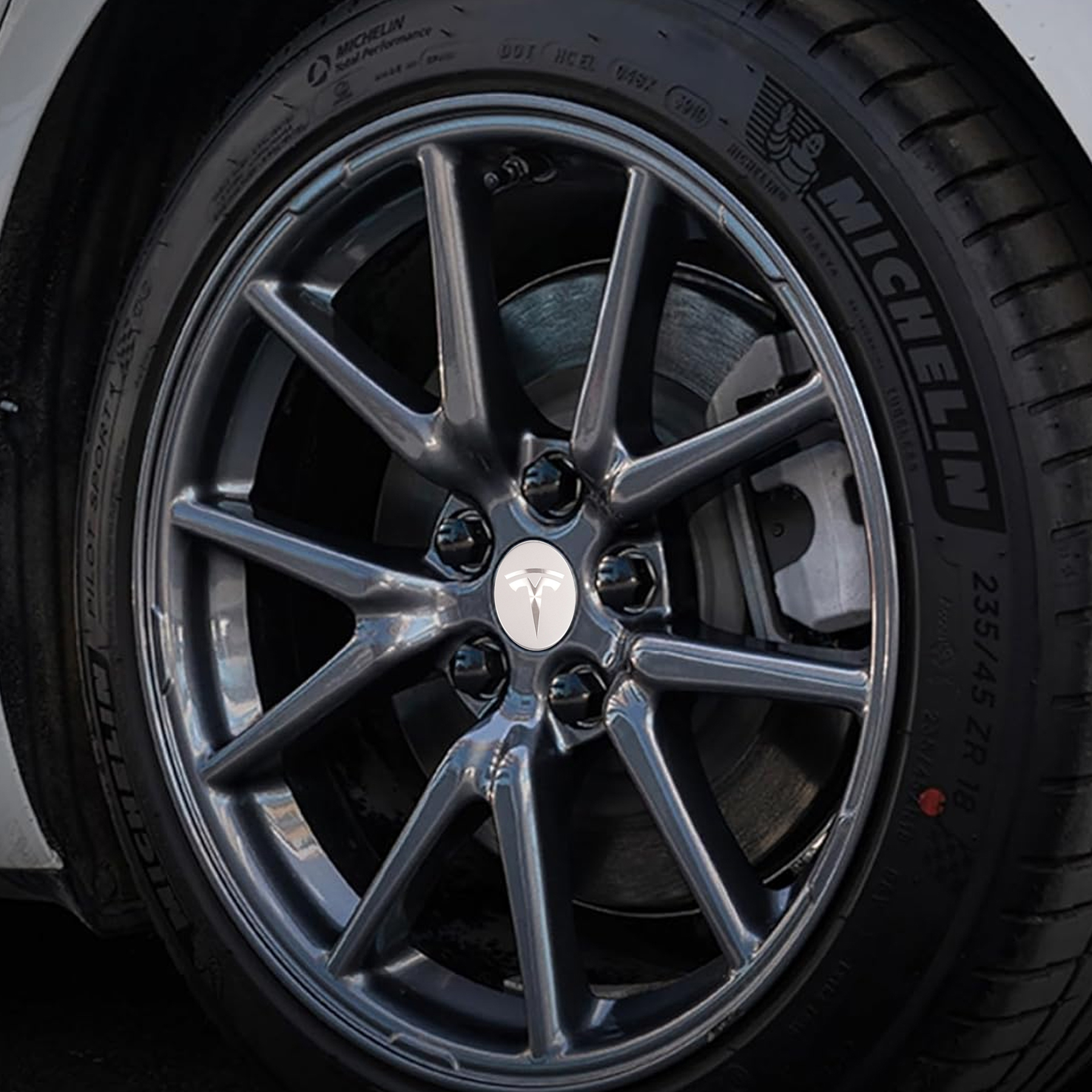 Silver Tesla Logo Wheel Center Hub Caps For Tesla 56mm Suitable for Model 3/S/X/Y (4pcs) - Image 3